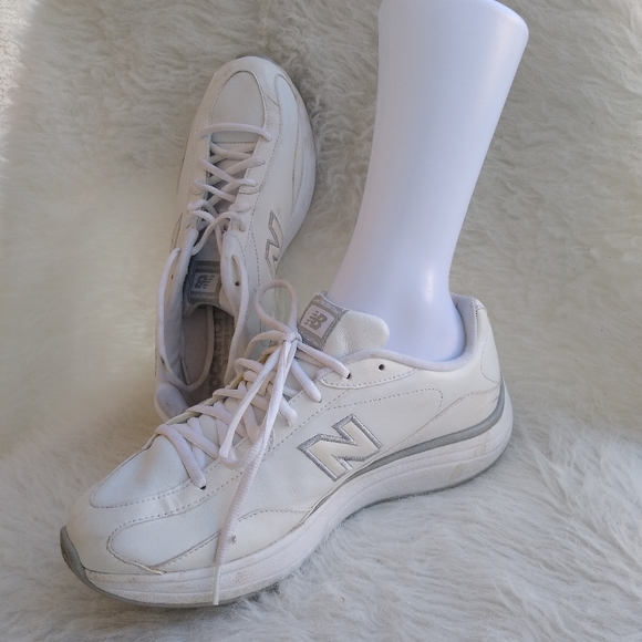 New Balance Shoes - New Balance Rock & Tone Tennis Shoe White Sz 10.5